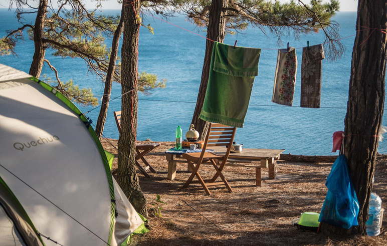 Camping in Greece: top 3 rest camps